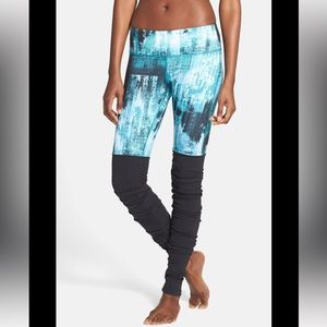 ALO YOGA Goddess Legging XS